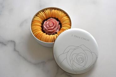 リングバニラ　ローズチョコの写真です