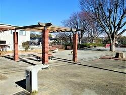 西川島町公園