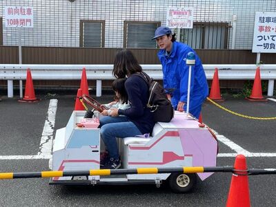 ミニ収集車運転