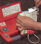Hình ảnh mở pad AED-9100