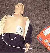 張貼AED-9100墊襯的照片