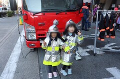 防火衣着装体験