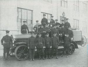 大正12年の消防隊の写真