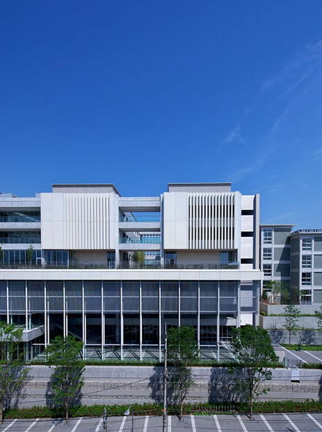 慶應義塾大学（日吉）第４校舎独立館　写真1