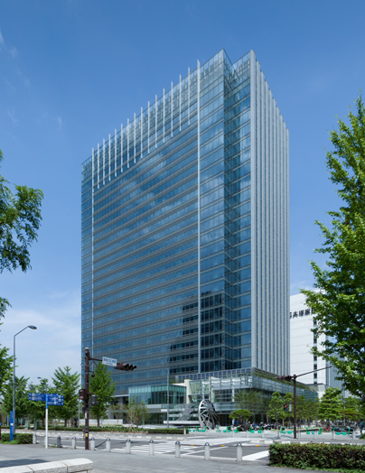 みなとみらいグランドセントラルタワー　外観全景