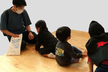 木の休憩所
