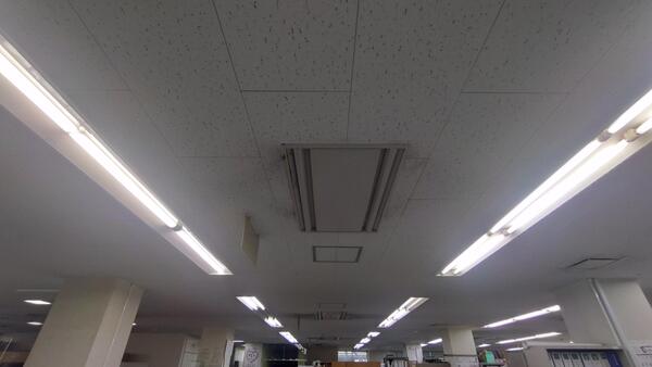 照明改修の前（執務室）