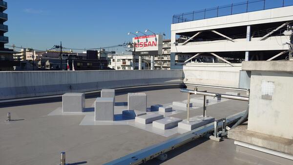 機器撤去の後（屋上）