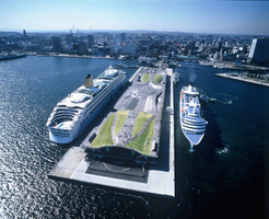 横浜港大さん橋国際客船ターミナル