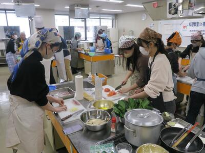 昨年度の様子（完成料理）
