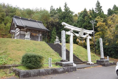 三島神社的石柱