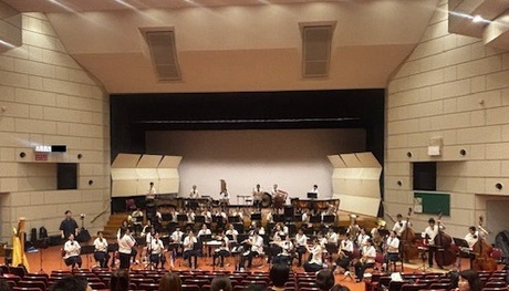 吹奏楽部の演奏の様子