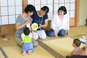 Child care support image