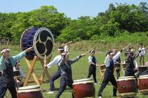 岡津太鼓による演奏