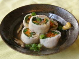 小松菜の豚肉巻きの調理例