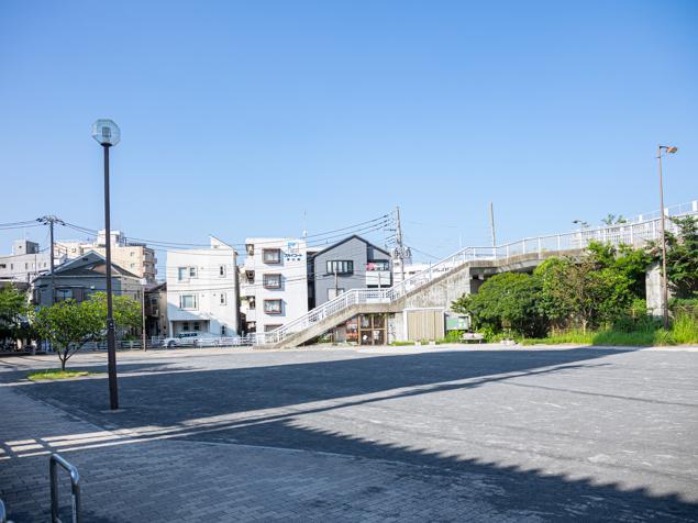 二ッ谷公園　広場