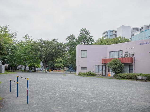 神奈川公園　広場