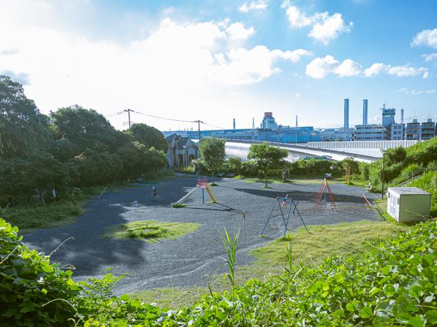 子安台公園　上から見た遊具広場