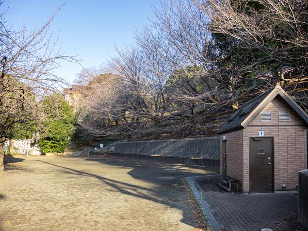 七島町公園　上段広場２