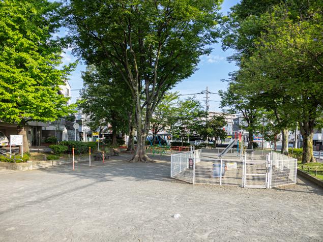 西神奈川公園　全景１
