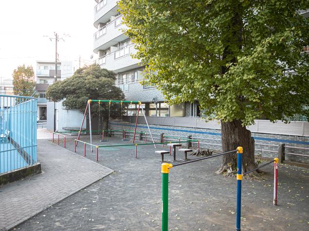 鹵獲橋公園　遊具広場