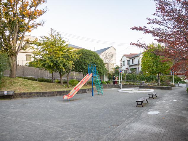 六角橋六丁目公園　全景１