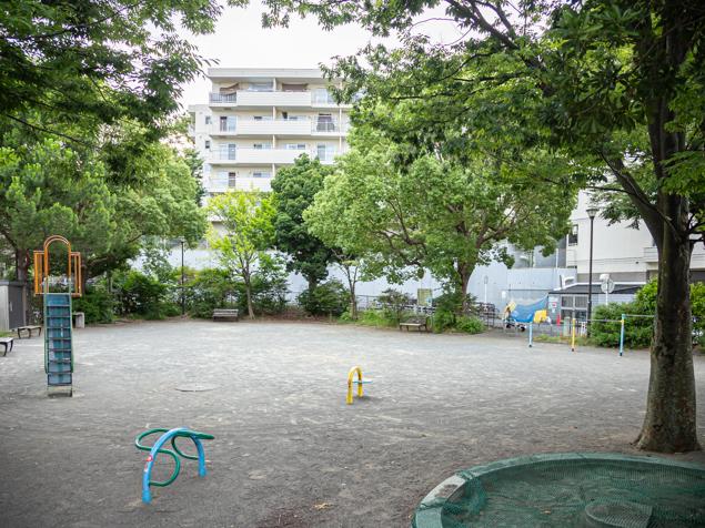 白幡南町第二公園　全景２