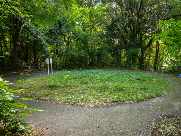 菅田いでど公園　円形広場