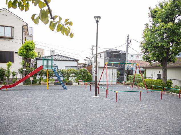 浦島町浜公園　遊具