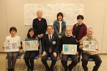 【写真】運営委員会の皆さんとの集合写真