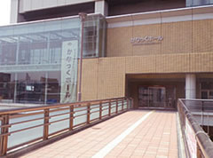 かなっくホール外観