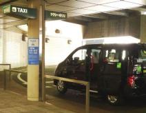 UD taxi stand photo