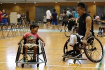 농구용 휠체어 체험의 사진