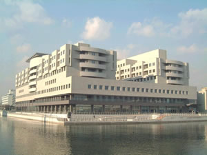 写真：旧港湾病院