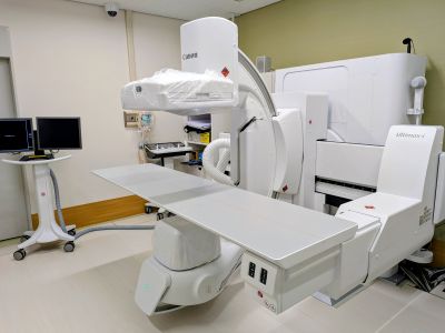 X線透視検査室画像
