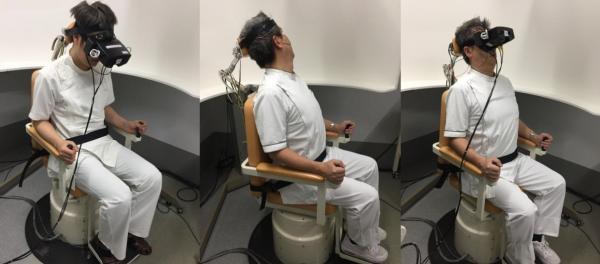 専用の椅子に座り、椅子を回転させ、半規管を刺激し、めまいのような状態を起こさせて観察します。