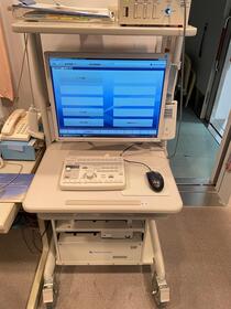 脳波検査装置の画像