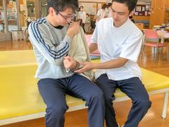 更衣動作の様子