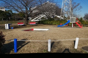 新横浜駅前公園（マリノス広場）