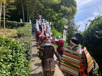 登城する武者行列