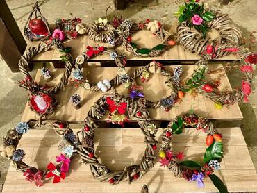 クリスマスリースのイメージ写真