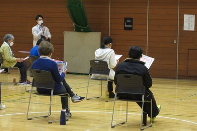 フレイルの講義を受けている様子