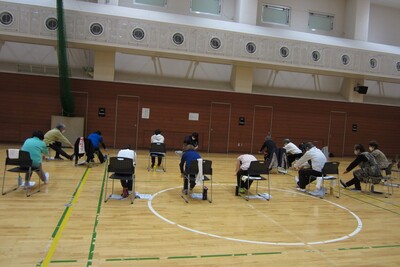 講義を受けている様子（全体像）