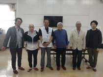 連合役員と港南区長の集合写真