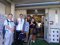関係者の集合写真