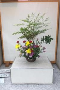 รูปการจัดดอกไม้แบบญี่ปุ่นของเดือน 10~12 3 ปี 2020