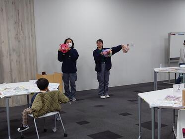 おめんづくりの様子１