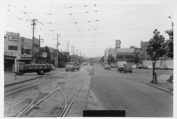 東神奈川西口電停付近４の画像