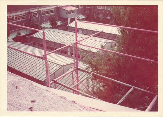 Image of Saito Branch Elementary School 3 Prefab School Building before renovation