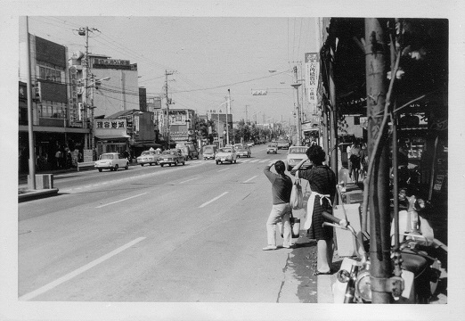 六角橋商店街入口１の画像